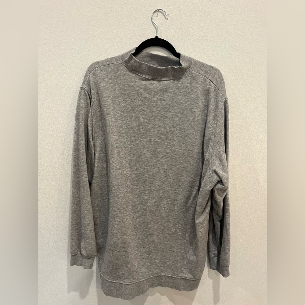 H&M Men's Crewneck Sweater in Gray